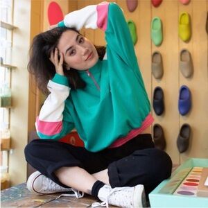 NWOT Lucy & Yak Marley Sweatshirt Turquoise Size Medium